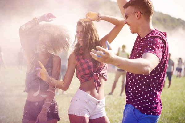 Organiser un enterrement de vie de garçon inoubliable à Deauville : activités, lieux et conseils