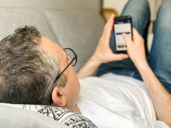 Quelle est la fiabilité des avis sur Booking pour les hébergements ?