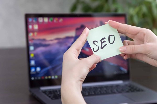Consultant SEO junior : est-ce un bon investissement pour une entreprise ?